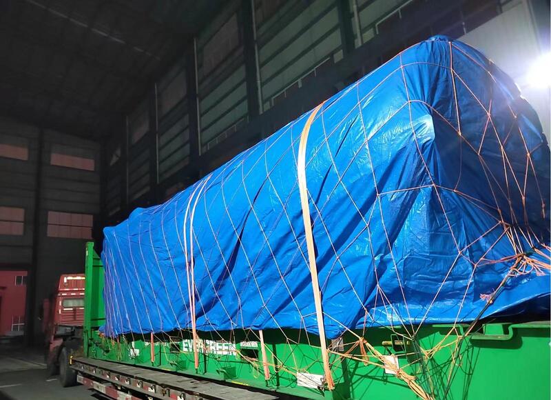 cryogenic tanks on 40' FR container